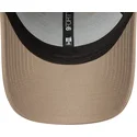 cap-islenkta-brown-adjustable-strap-claro-9forty-league-essential-new-york-yankees-mlb-new-era