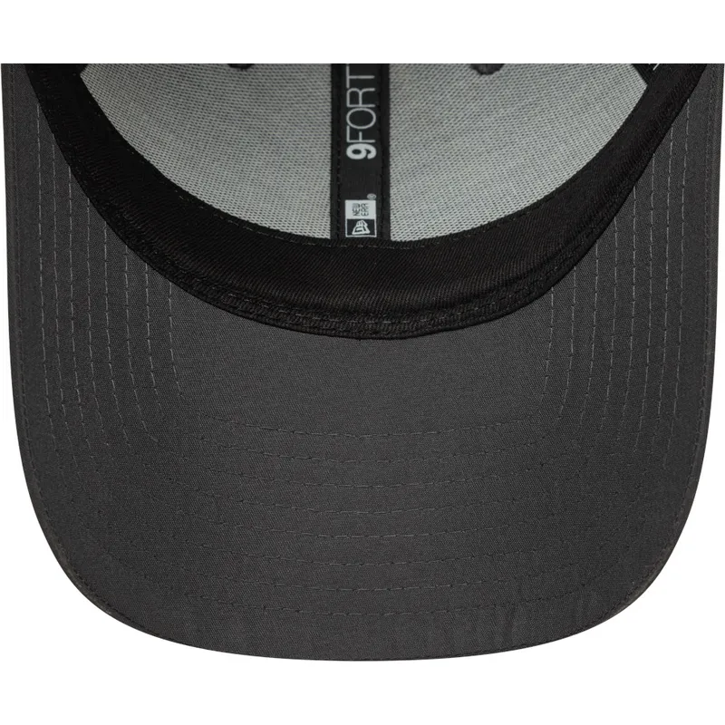 cap-islenkta-gray-adjustable-strap-9forty-flawless-new-york-yankees-mlb-new-era