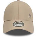 cap-islenkta-brown-adjustable-strap-claro-9forty-flawless-new-york-yankees-mlb-new-era