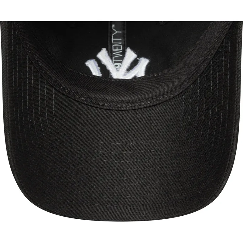 kepure-islenkta-juoda-reguliuojama-juostele-9twenty-league-essential-new-york-yankees-mlb-new-era