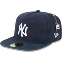 kepure-plokscia-tamsiai-melyna-priglundanti-59fifty-a-frame-championship-side-flag-new-york-yankees-mlb-new-era