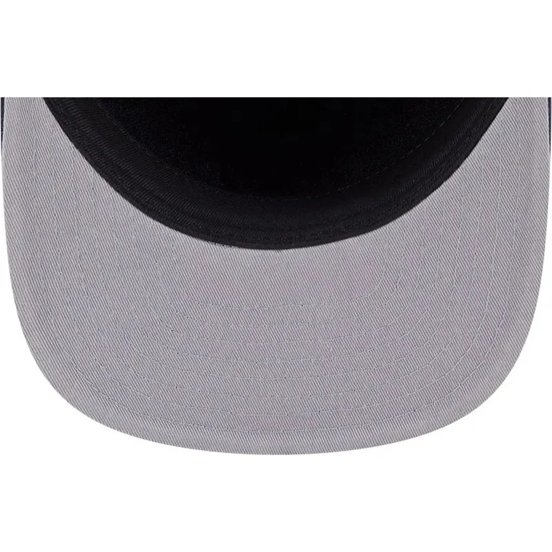 kepure-plokscia-tamsiai-melyna-priglundanti-59fifty-a-frame-championship-side-flag-new-york-yankees-mlb-new-era