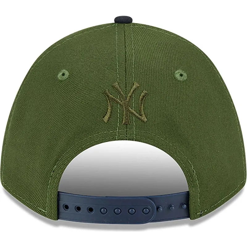 zielono-granatowa-zakrzywiona-czapka-snapback-9forty-m-crown-city-feature-new-york-yankees-mlb-new-era