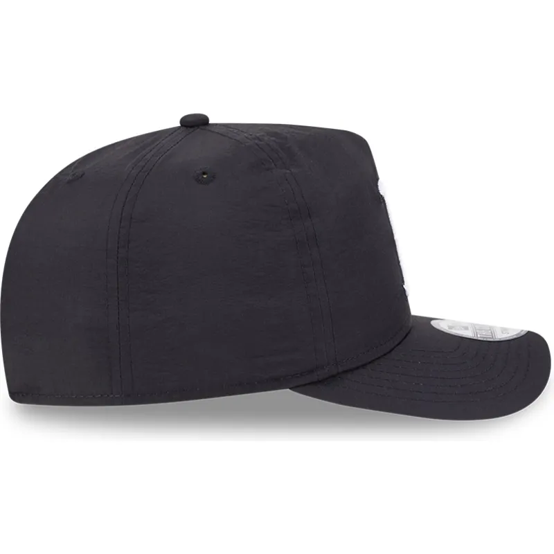 kepure-islenkta-juoda-reguliuojamas-golfer-everyday-nylon-boston-red-sox-mlb-new-era