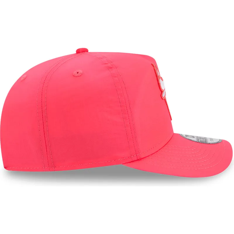 cap-islenkta-pink-adjustable-strap-golfer-everyday-nylon-chicago-bulls-nba-new-era