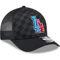 czapka-trucker-czarna-9forty-m-crown-a-frame-gradient-raceway-los-angeles-dodgers-mlb-new-era