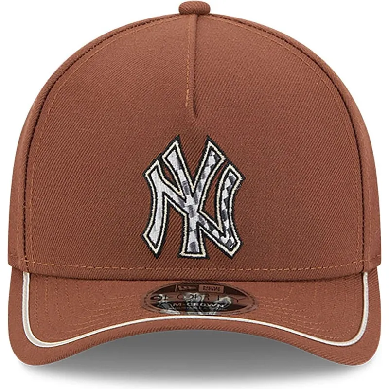 cap-islenkta-brown-snapback-9forty-m-crown-a-frame-motorsport-new-york-yankees-mlb-new-era