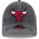 szara-regulowana-czapka-z-daszkiem-9twenty-washed-contrast-chicago-bulls-nba-od-new-era