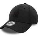 kepure-islenkta-juoda-reguliuojamas-9forty-quilted-new-york-yankees-mlb-new-era