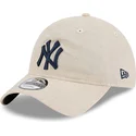 bezowa-regulowana-czapka-z-zakrzywionym-daszkiem-z-granatowym-logo-9twenty-linen-spring-training-fan-pack-2025-new-york-yankees-