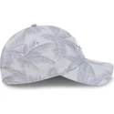kepure-islenkta-pilka-reguliuojama-juostele-9twenty-leaf-open-back-spring-training-fan-pack-2025-new-york-yankees-mlb-new-era