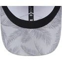 cap-islenkta-gray-adjustable-strap-9twenty-leaf-open-back-spring-training-fan-pack-2025-new-york-yankees-mlb-new-era