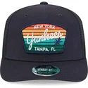 granatowa-czapka-trucker-9seventy-stretch-snap-mesh-spring-training-fan-pack-2025-new-york-yankees-mlb-od-new-era