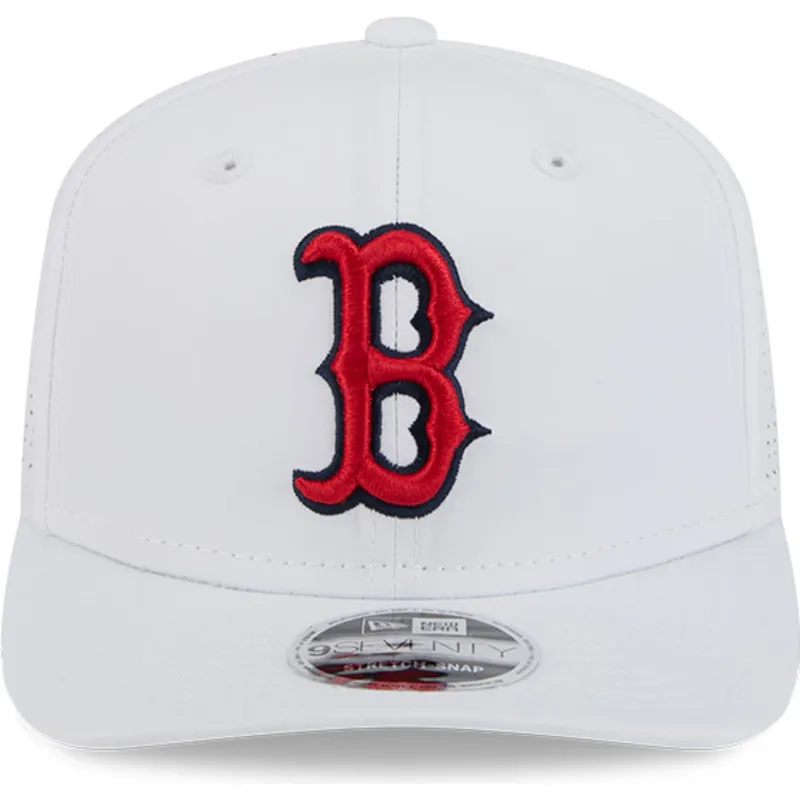 kepure-islenkta-balta-snapback-9seventy-perf-spring-training-fan-pack-2025-boston-red-sox-mlb-new-era