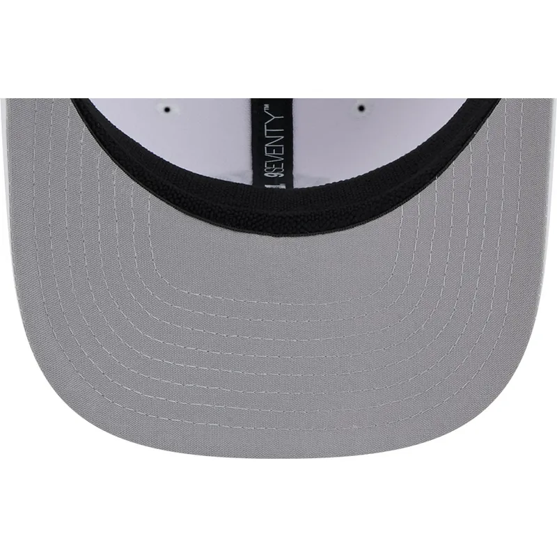 kepure-islenkta-balta-snapback-9seventy-perf-spring-training-fan-pack-2025-new-york-yankees-mlb-new-era kepure-islenkta-balta-snapback-9seventy-perf-spring-training-fan-pack-2025-new-york-yankees-mlb-new-era