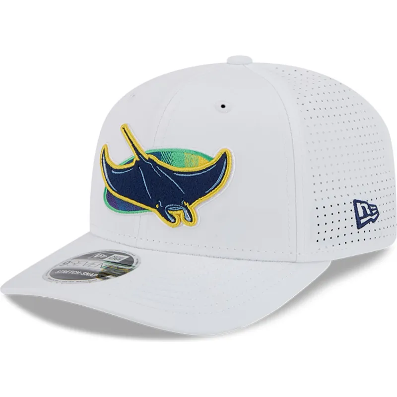 kepure-islenkta-balta-snapback-9seventy-perf-spring-training-fan-pack-2025-tampa-bay-rays-mlb-new-era
