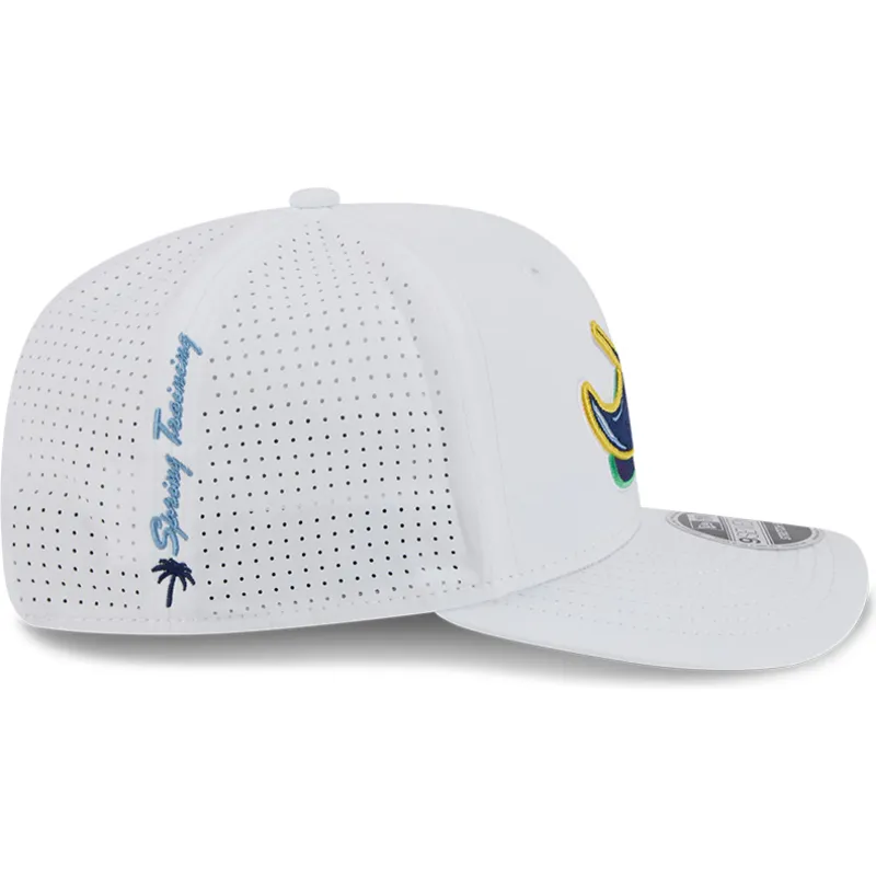 kepure-islenkta-balta-snapback-9seventy-perf-spring-training-fan-pack-2025-tampa-bay-rays-mlb-new-era