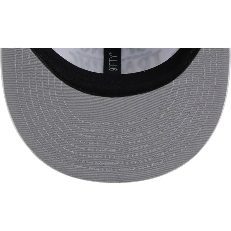 kepure-plokscia-balta-snapback-9fifty-scatter-spring-training-fan-pack-2025-mlb-new-era