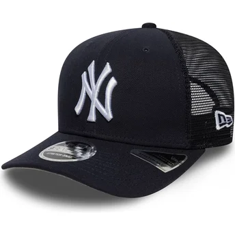 Granatowa czapka trucker 9SEVENTY Stretch Snap New York Yankees MLB od New Era