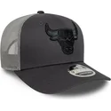 szara-czapka-trucker-9seventy-stretch-snap-chicago-bulls-nba-od-new-era