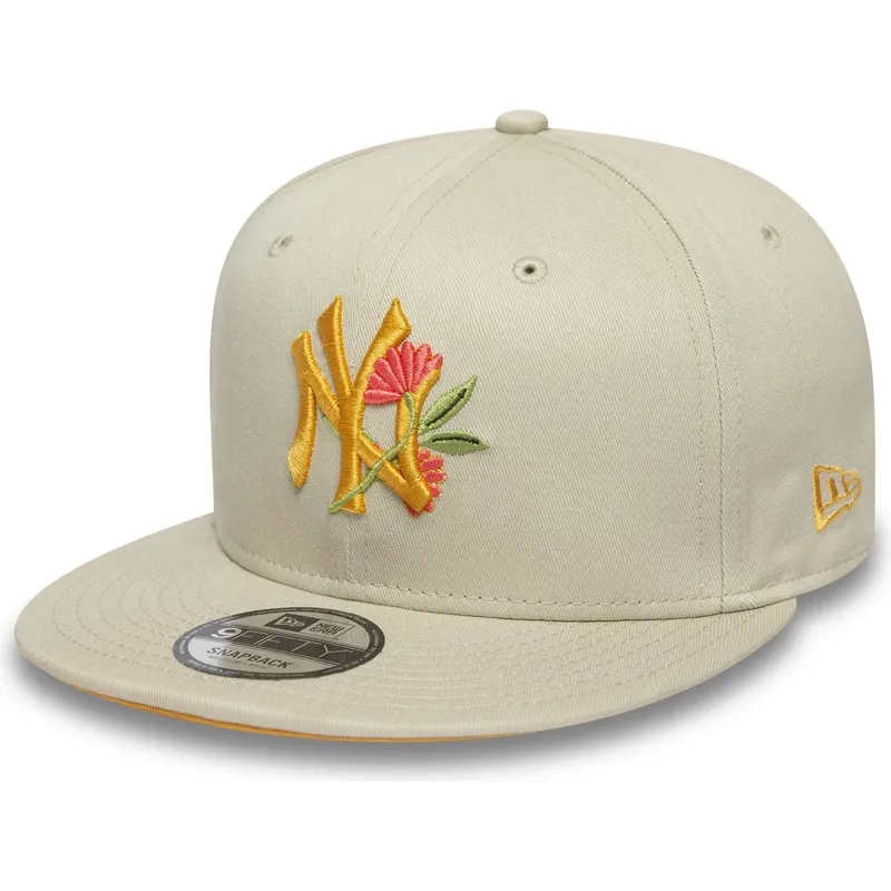 czapka-z-plaskim-daszkiem-bezowa-snapback-9fifty-floral-new-york-yankees-mlb-new-era