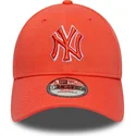kepure-islenkta-oranzine-reguliuojamas-9forty-team-outline-new-york-yankees-mlb-new-era