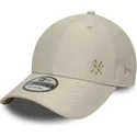 cap-islenkta-beige-adjustable-strap-9forty-tonal-flawless-new-york-yankees-mlb-new-era