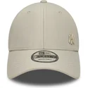 cap-islenkta-beige-adjustable-strap-9forty-tonal-flawless-new-york-yankees-mlb-new-era