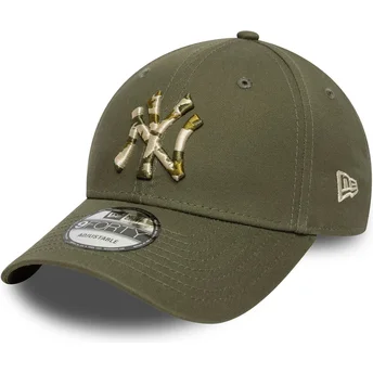 Zielona zakrzywiona czapka regulowana 9FORTY Seasonal Infill New York Yankees MLB od New Era