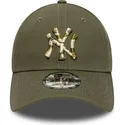zielona-zakrzywiona-czapka-regulowana-9forty-seasonal-infill-new-york-yankees-mlb-od-new-era