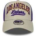 bezowo-fioletowa-czapka-trucker-e-frame-script-los-angeles-lakers-nba-od-new-era
