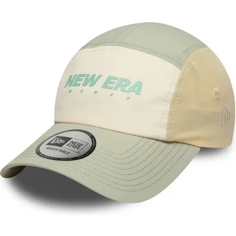 Regulowana czapka z daszkiem beżowo-zielona Runner Tech od New Era