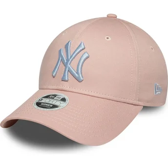 New Era Curved Brim Women White Logo 9FORTY League Essential New York Yankees MLB Pink Adjustable Cap