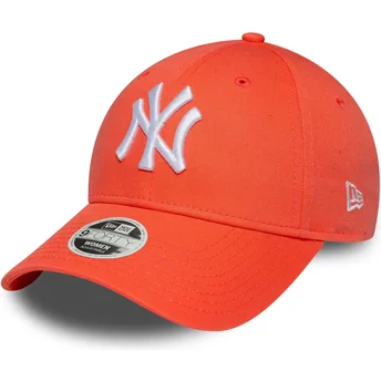 Regulowana pomarańczowa czapka z zakrzywionym daszkiem dla kobiet 9FORTY League Essential New York Yankees MLB od New Era