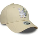 bezowa-regulowana-czapka-z-daszkiem-dla-kobiet-9forty-floral-icon-los-angeles-dodgers-mlb-od-new-era