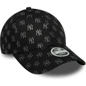 czarna-regulowana-czapka-z-daszkiem-dla-kobiet-9forty-monogram-new-york-yankees-mlb-new-era