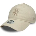 bezowa-regulowana-czapka-z-daszkiem-dla-kobiet-z-bezowym-logo-9twenty-linen-new-york-yankees-mlb-new-era