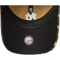 kepure-islenkta-leopardinis-reguliuojamas-9twenty-outline-new-york-yankees-mlb-new-era
