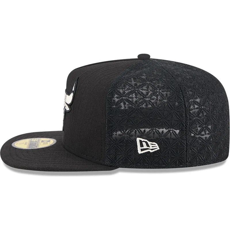 cap-plokscia-black-ajustada-59fifty-day-a-frame-chicago-bulls-nba-new-era cap-plokscia-black-ajustada-59fifty-day-a-frame-chicago-bulls-nba-new-era