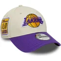 new-era-curved-brim-9forty-contrast-patch-los-angeles-lakers-nba-beige-and-purple-adjustable-cap