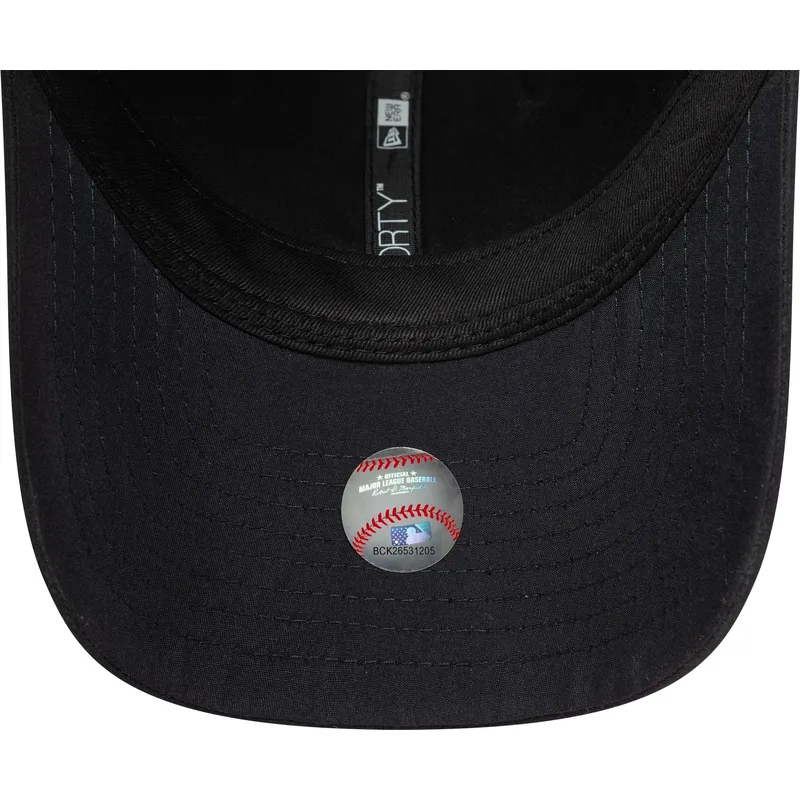 kepure-islenkta-tamsiai-melyna-reguliuojamas-9forty-flawless-new-york-yankees-mlb-new-era