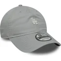 szara-czapka-z-daszkiem-regulowana-9twenty-mini-logo-washed-los-angeles-dodgers-mlb-od-new-era