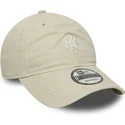 czapka-z-zakrzywionym-daszkiem-bezowa-regulowana-9twenty-mini-logo-washed-new-york-yankees-mlb-od-new-era