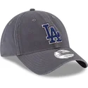 szara-zakrzywiona-czapka-regulowana-z-niebieskim-logo-9twenty-core-classic-los-angeles-dodgers-mlb-od-new-era