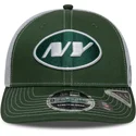 zielono-biala-czapka-truckerka-9seventy-stretch-snap-new-york-jets-nfl-od-new-era