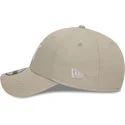 kepure-islenkta-smelio-reguliuojama-juostele-9forty-league-essential-new-york-yankees-mlb-new-era
