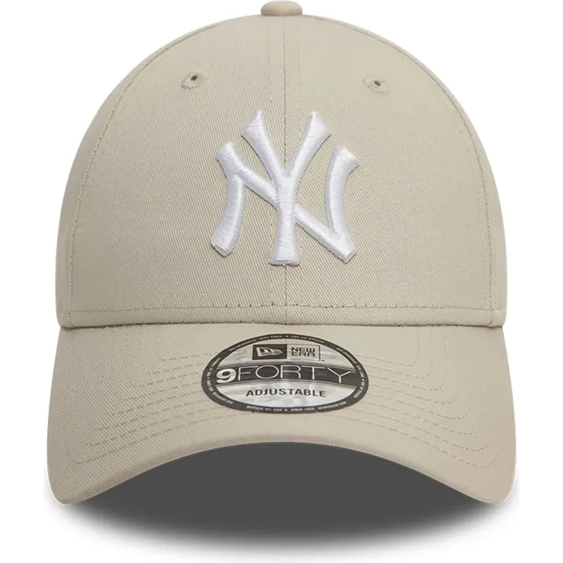 kepure-islenkta-smelio-reguliuojama-juostele-9forty-league-essential-new-york-yankees-mlb-new-era
