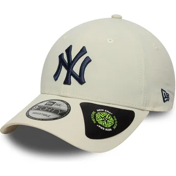 Beżowa czapka z zakrzywionym daszkiem i regulacją z granatowym logo 9FORTY Recycled New York Yankees MLB od New Era