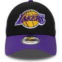 czarna-i-fioletowa-zakrzywiona-czapka-z-daszkiem-regulowana-9forty-side-patch-los-angeles-lakers-nba-od-new-era