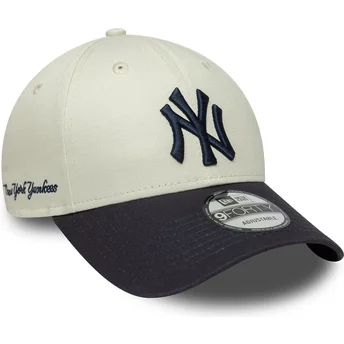 Regulowana czapka z zakrzywionym daszkiem beżowo-granatowa 9FORTY Side Script New York Yankees MLB New Era
